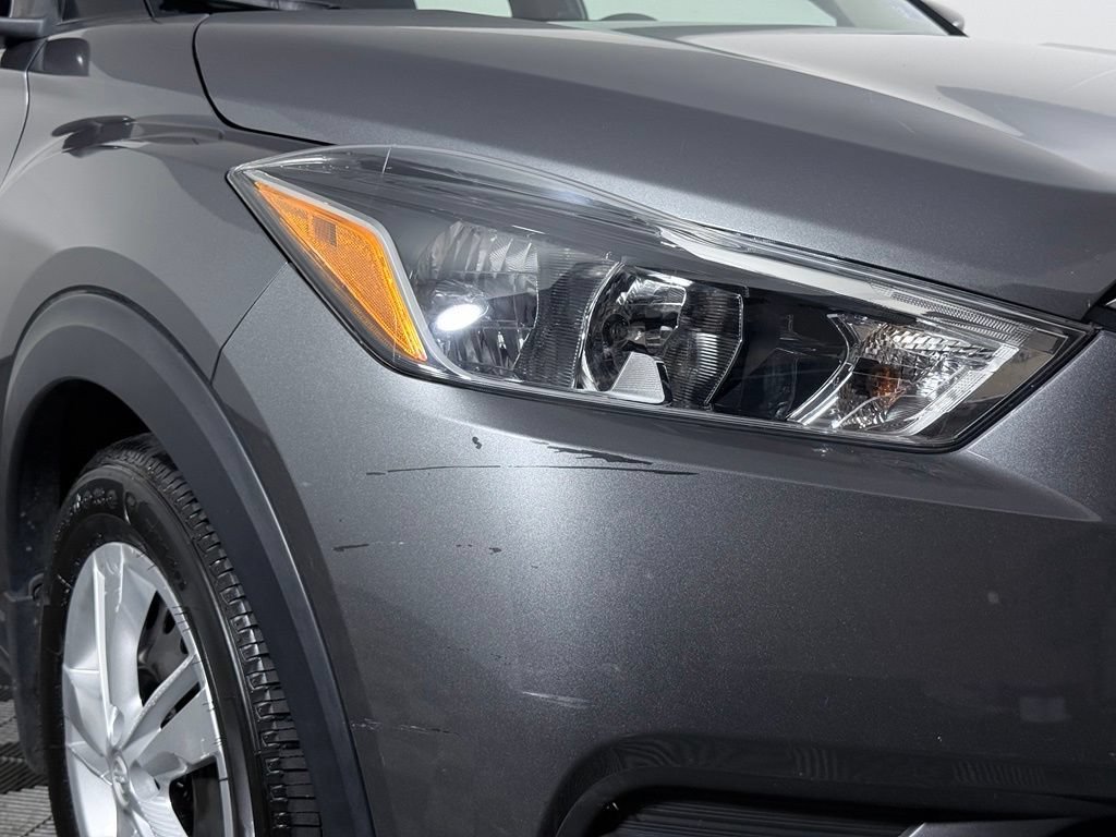 Certified 2020 Nissan Kicks S FWD image 10