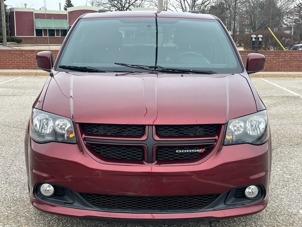 Used 2017 Dodge Grand Caravan GT image 2