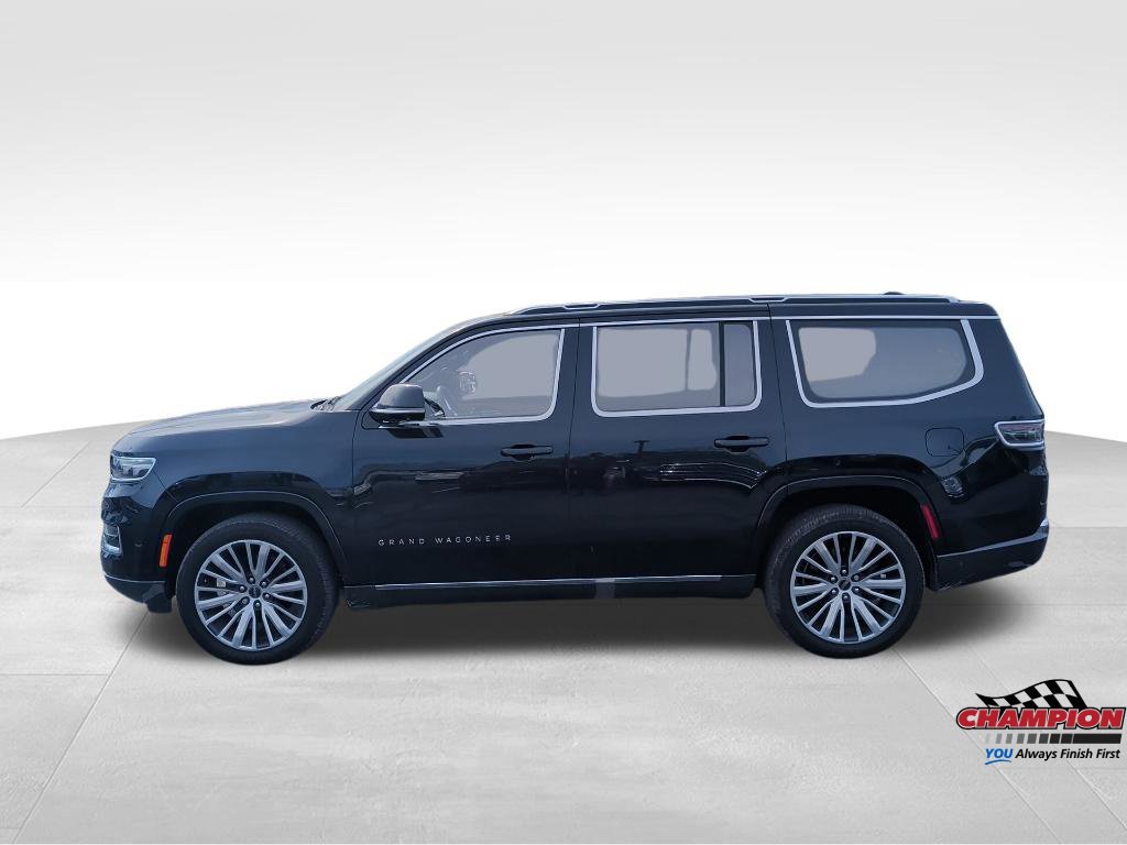 Used 2022 Jeep Grand Wagoneer Series III w/ Rear-Seat Entertainment Group AWD/4WD image 2