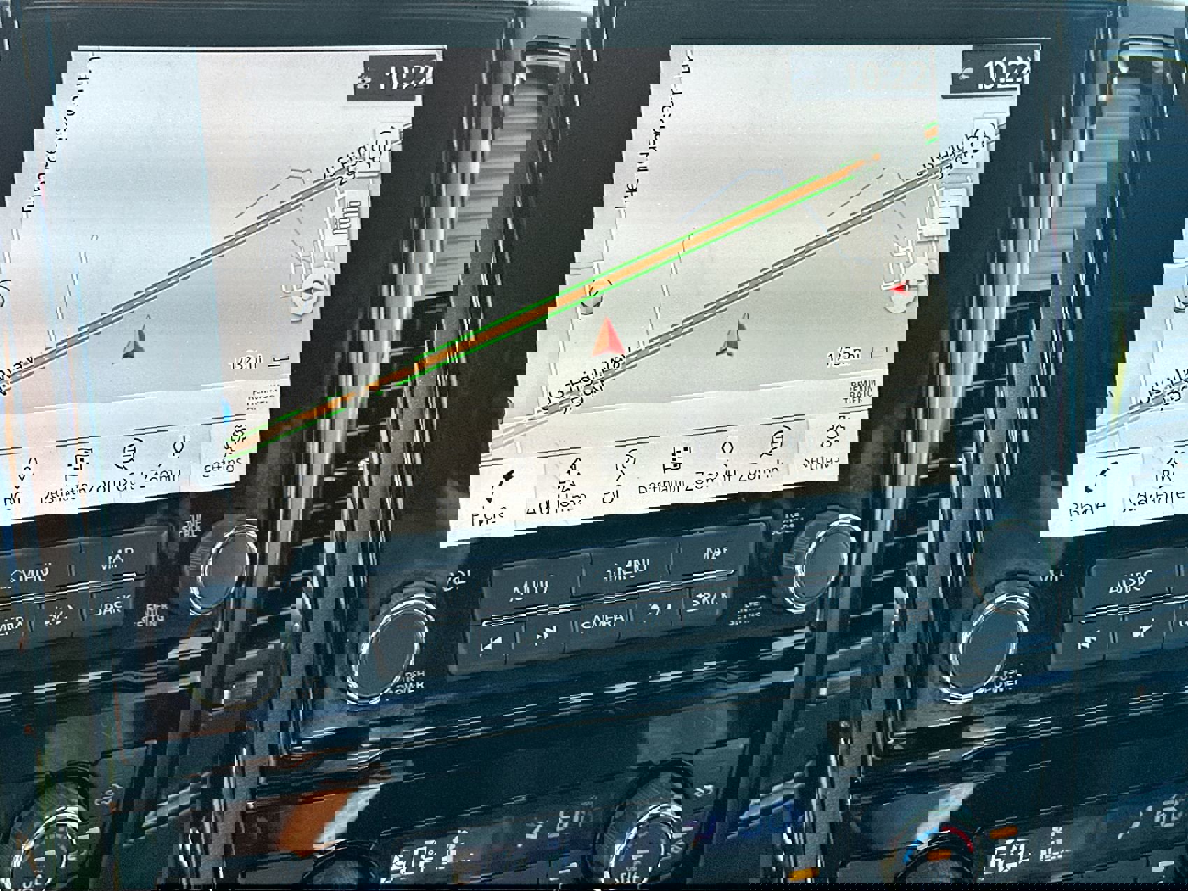 Used 2022 Nissan Titan PRO-4X w/ Pro-4x Utility Package image 17