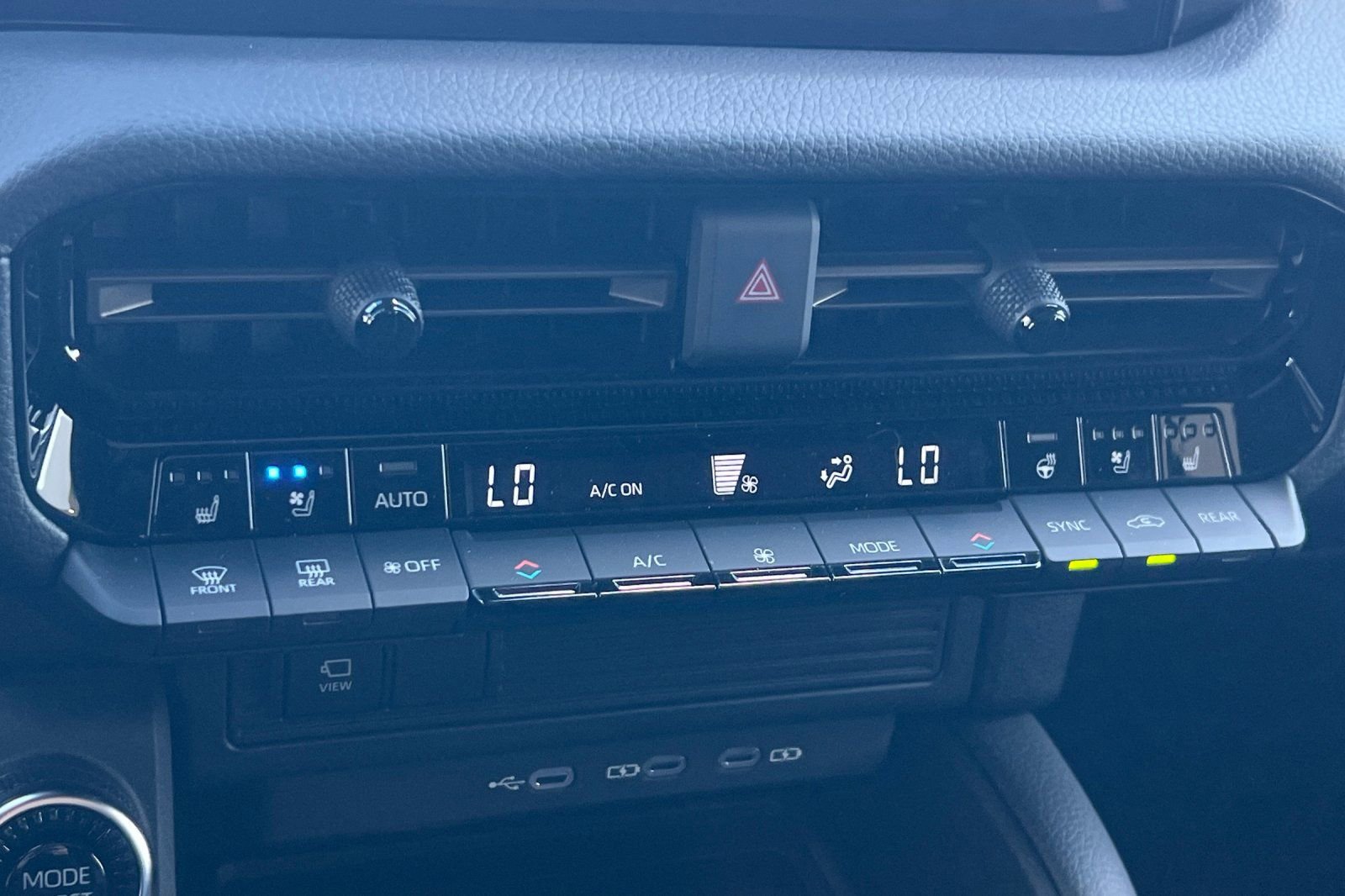 New 2026 Toyota Land Cruiser w/ Premium Package AWD/4WD image 17