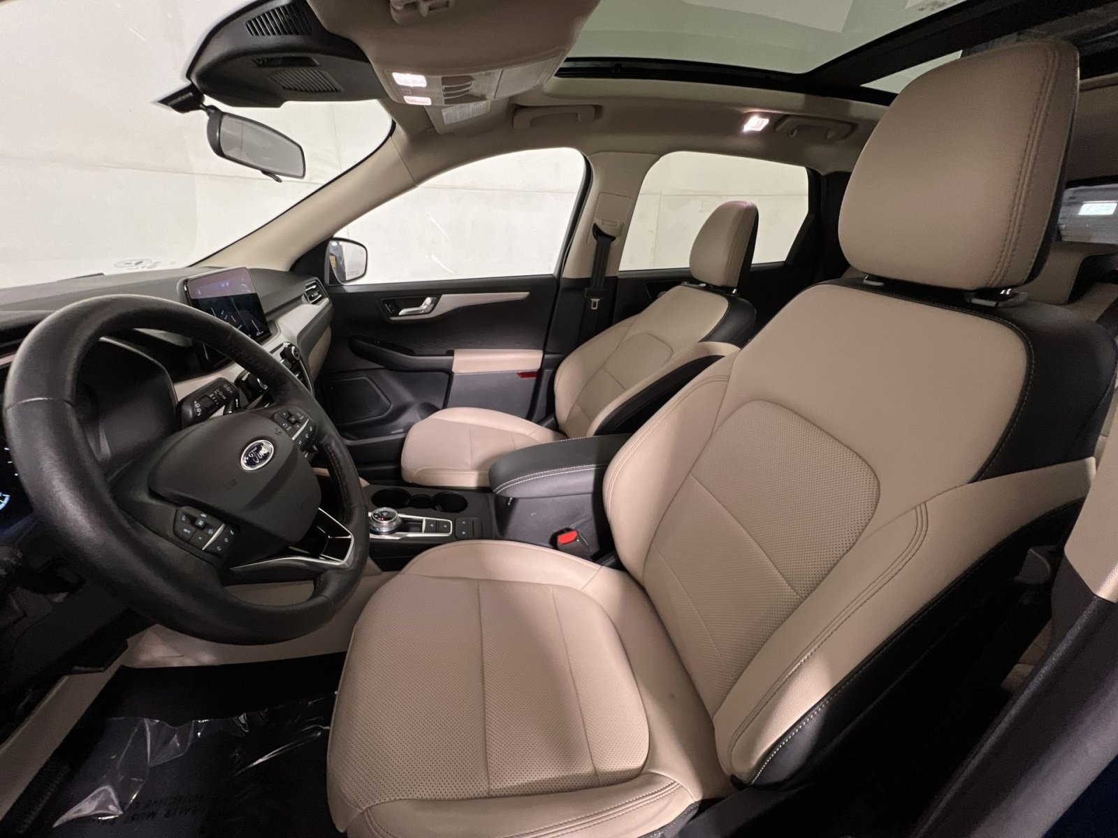 Used 2020 Ford Escape SEL AWD/4WD image 13