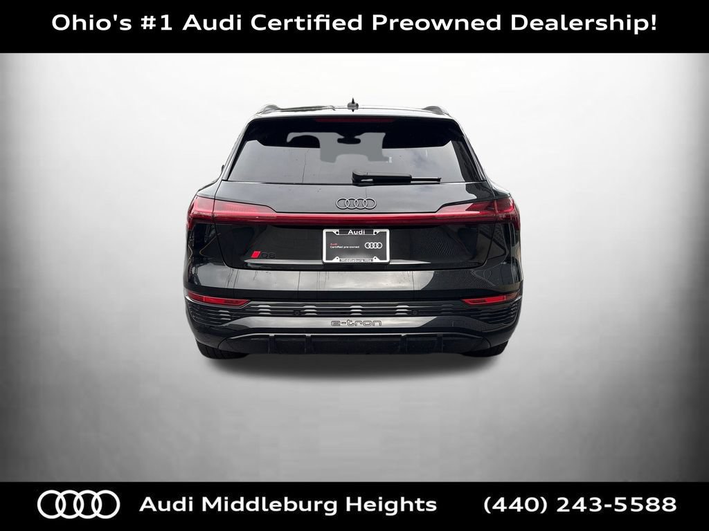 Used 2024 Audi Q8 e-tron Prestige w/ Prestige Package AWD/4WD image 9