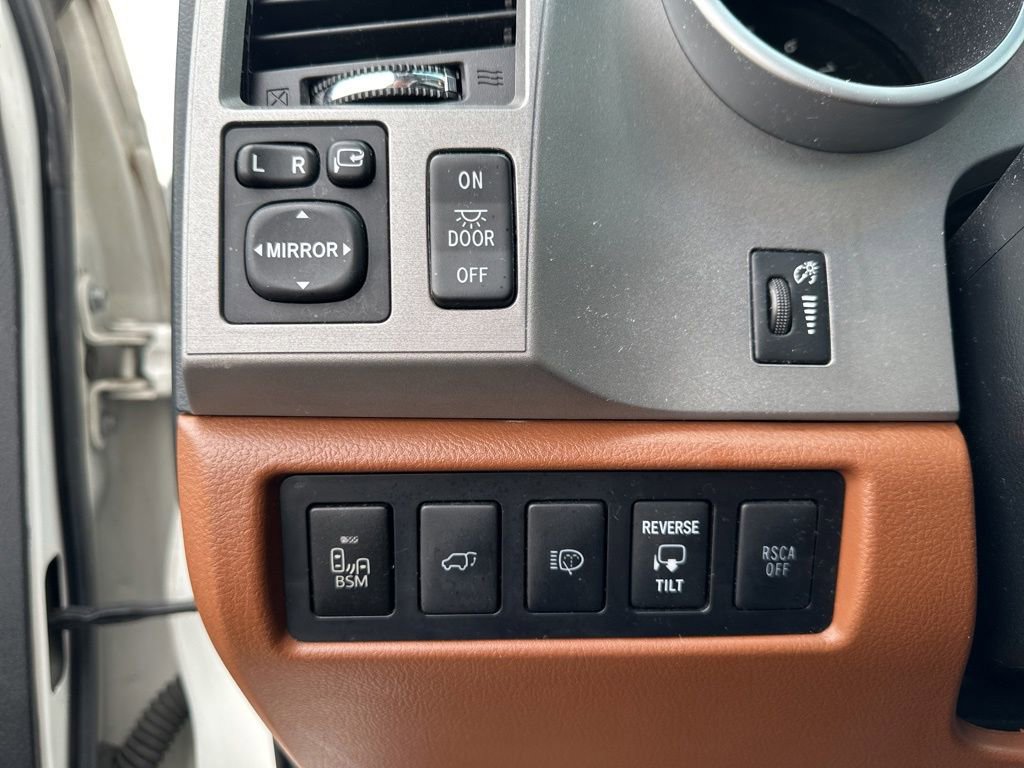 Used 2014 Toyota Sequoia Platinum image 20