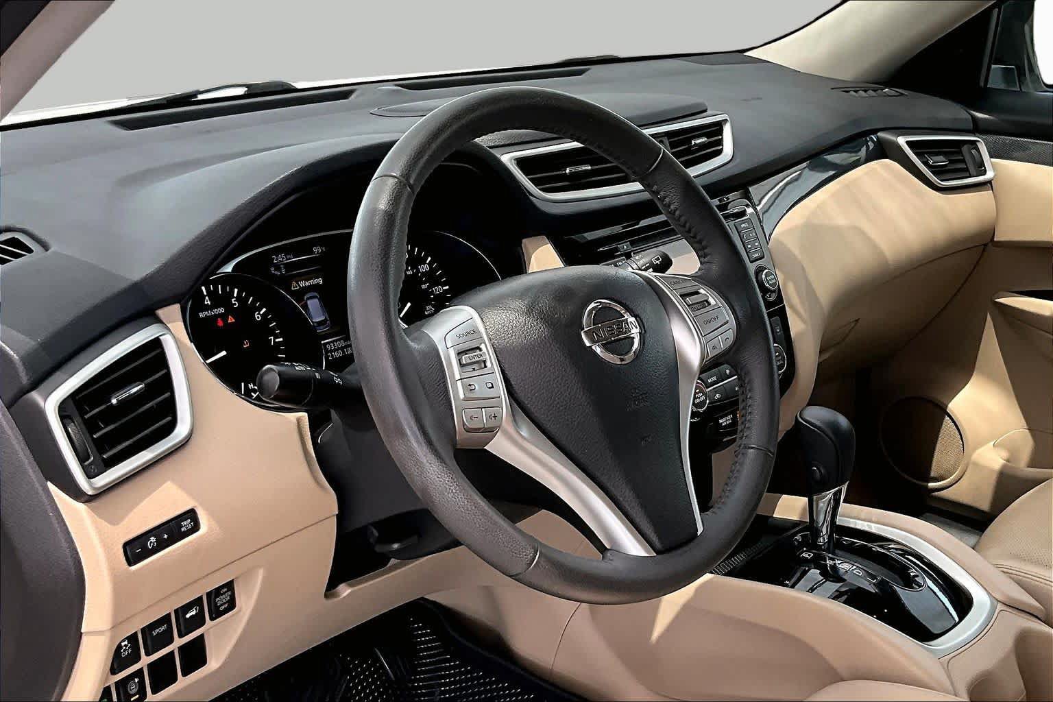 Used 2016 Nissan Rogue SL w/ SL Premium Package FWD image 18