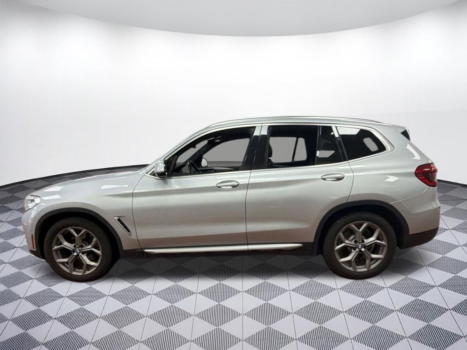 Used 2020 BMW X3 xDrive30i w/ Premium Package image 2