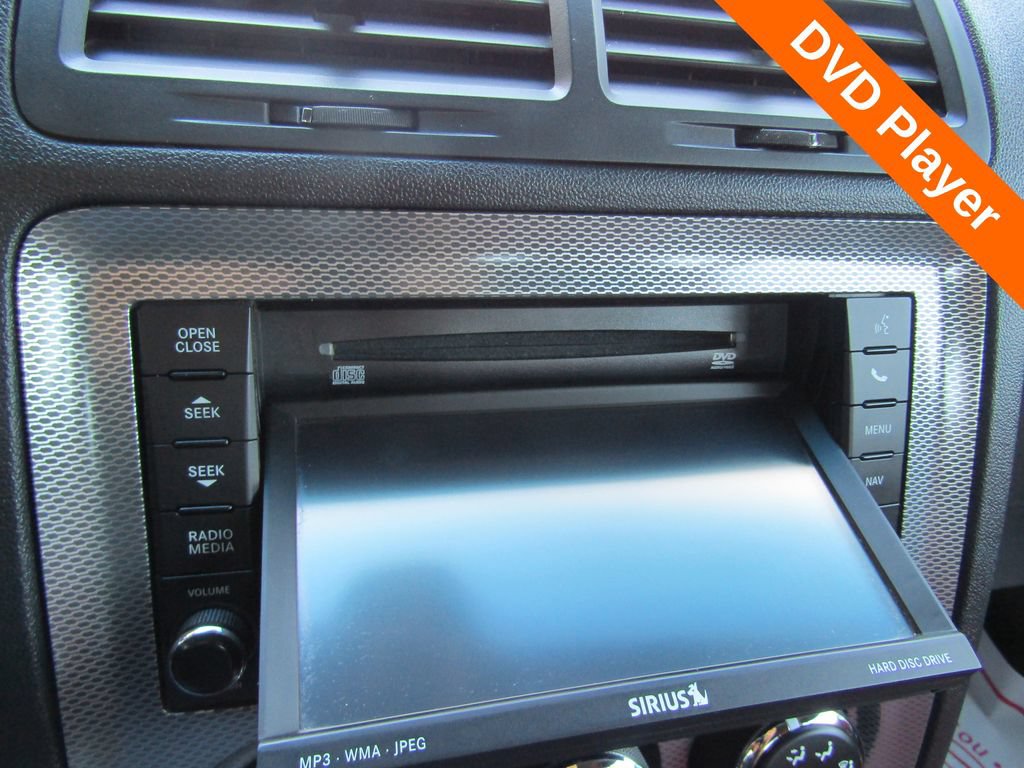 Used 2014 Dodge Challenger R/T RWD image 7