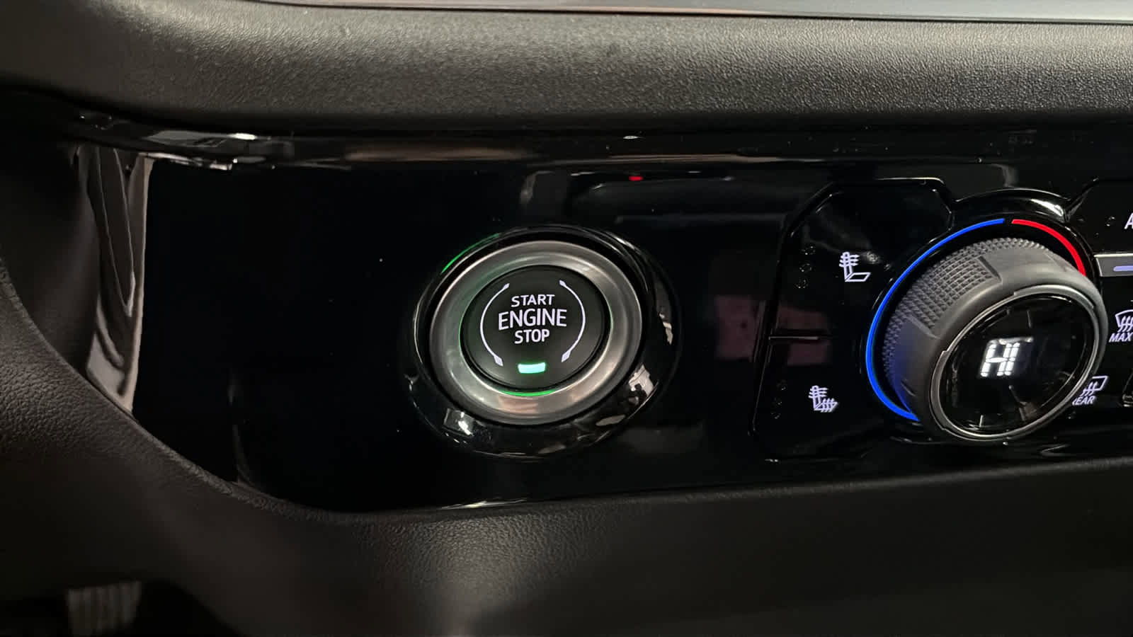 Certified 2022 Chevrolet Silverado 1500 RST image 15