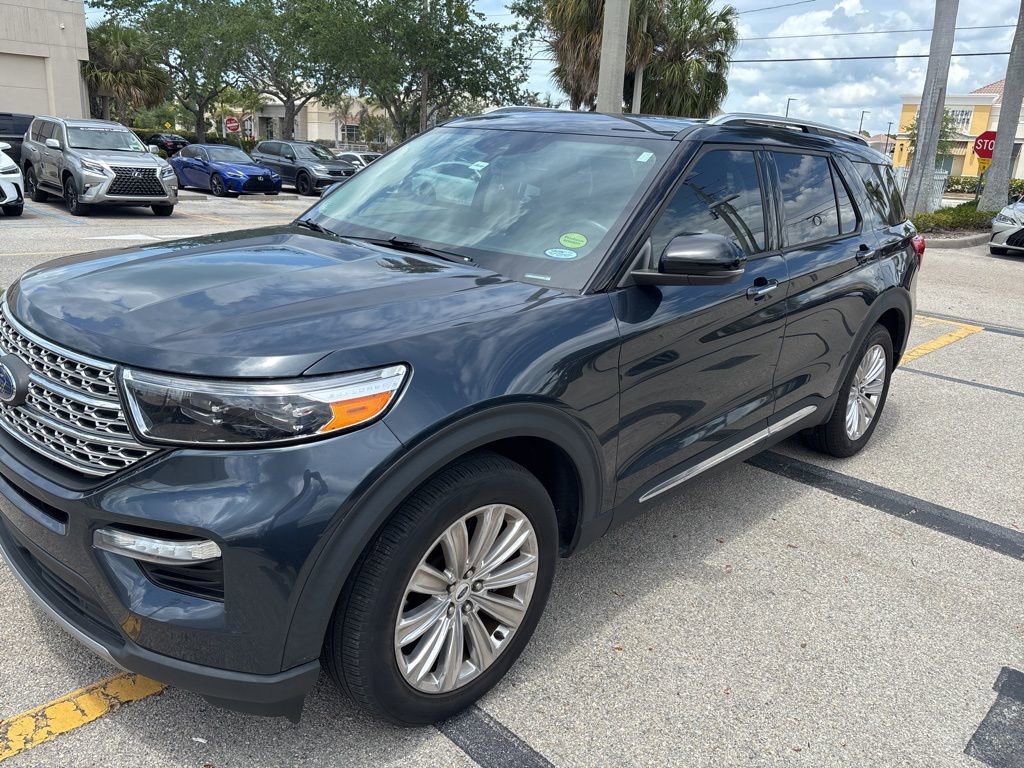 Used 2023 Ford Explorer Limited w/ Equipment Group 301A RWD image 12