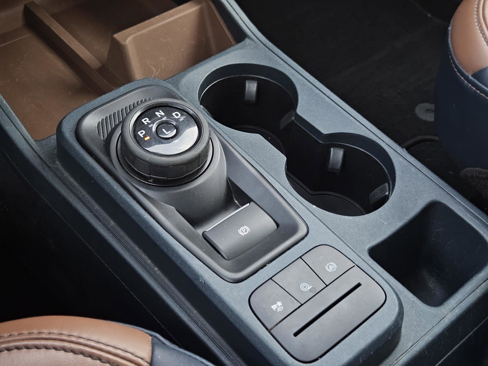 Used 2022 Ford Maverick Lariat image 24