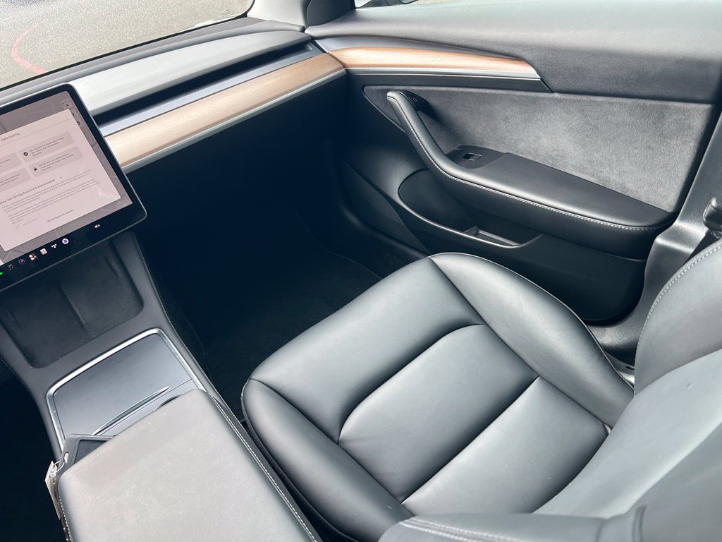 Used 2022 Tesla Model 3 Long Range AWD/4WD image 13
