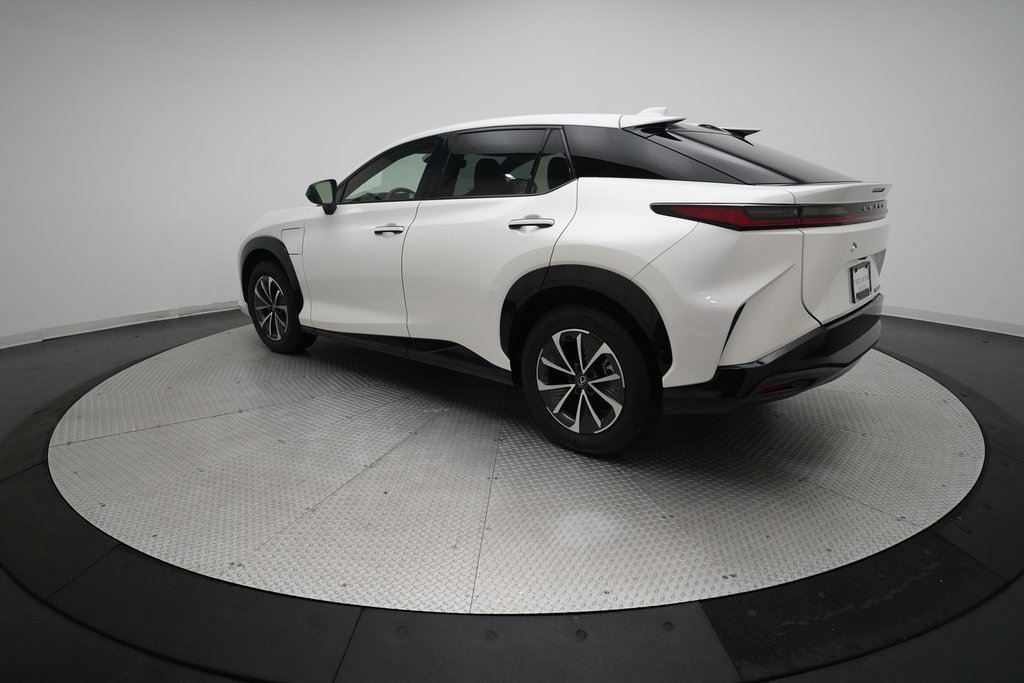 Used 2025 Lexus RZ 300e image 12
