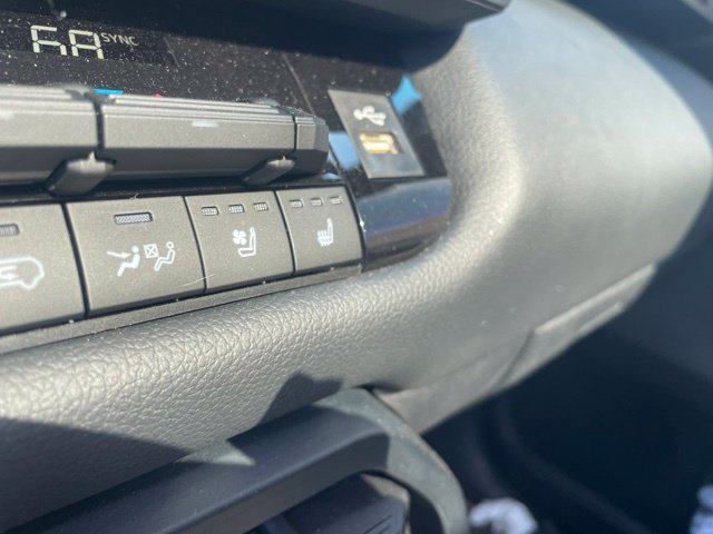 Used 2024 Toyota Sequoia TRD Pro AWD/4WD image 18