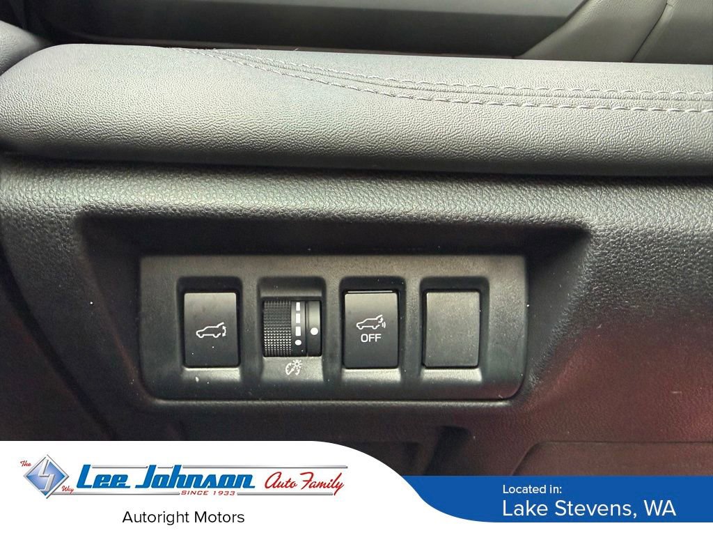 Used 2023 Subaru Outback Limited AWD/4WD image 27