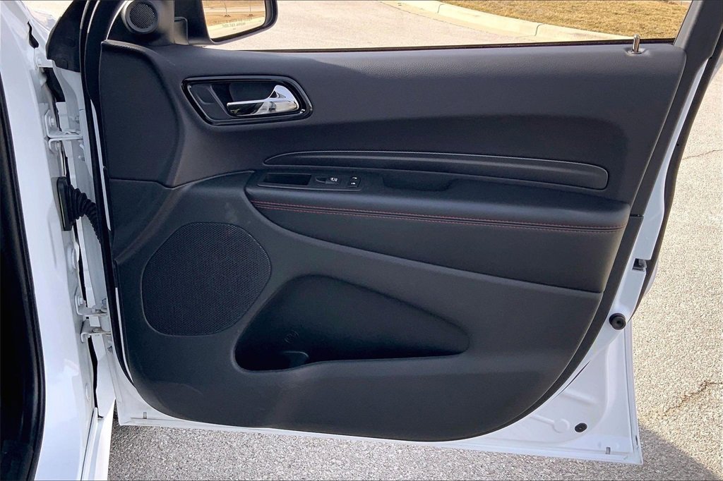 Used 2025 Dodge Durango GT image 23