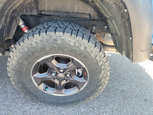 Used 2022 Jeep Gladiator Rubicon AWD/4WD image 6