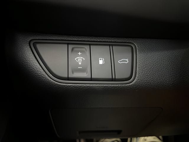Used 2026 Genesis G70 2.5T RWD image 19