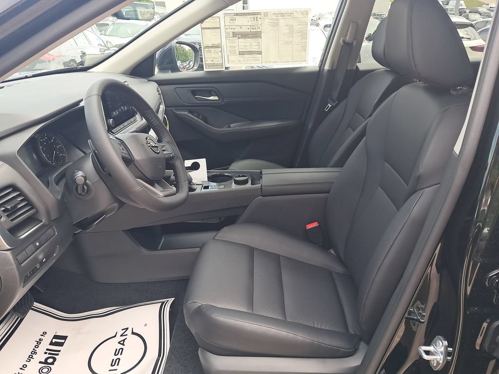 New 2026 Nissan Rogue Dark Armor AWD/4WD image 10