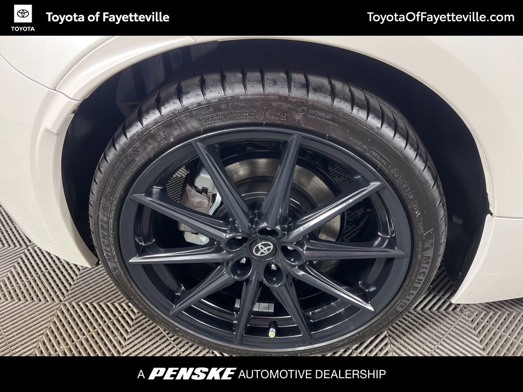 Used 2024 Toyota GR86 Premium image 12