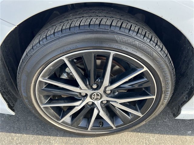 Used 2024 Toyota Camry SE w/ Convenience Package image 17