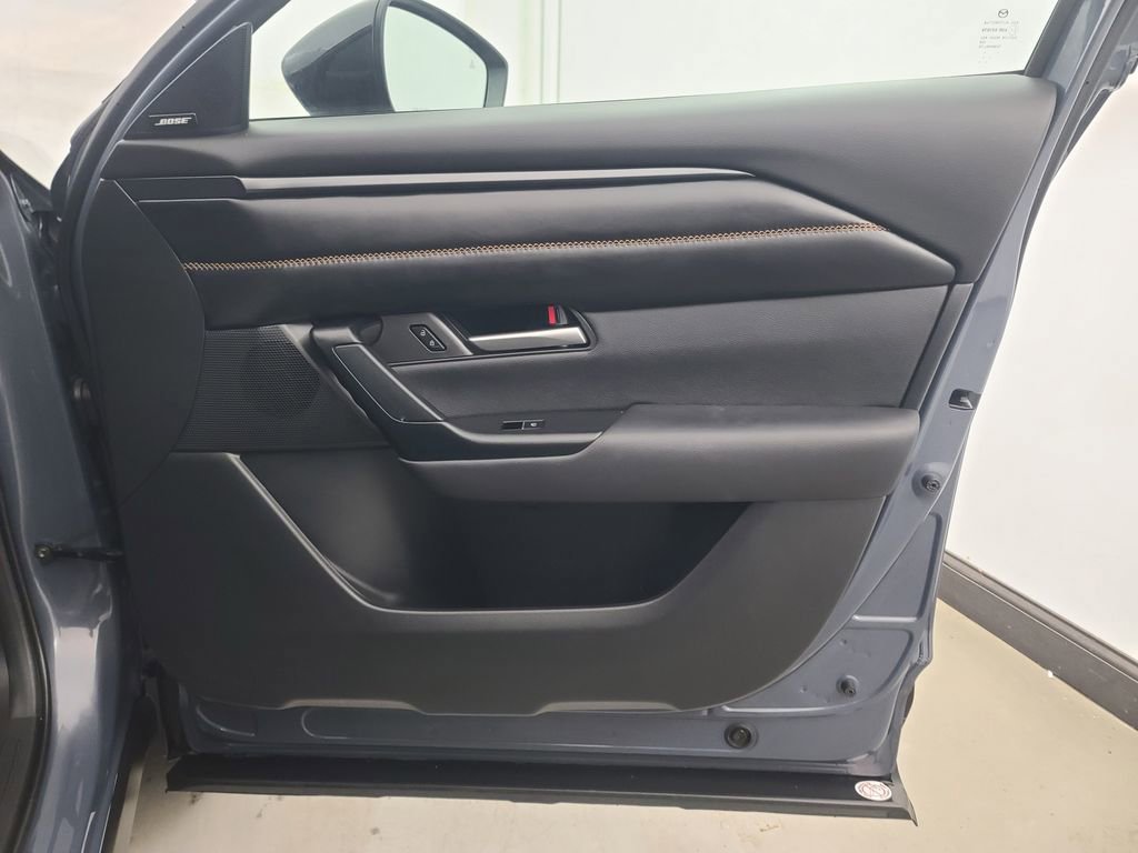 Used 2025 MAZDA CX-50 AWD 2.5 Hybrid w/ Premium Pkg image 14