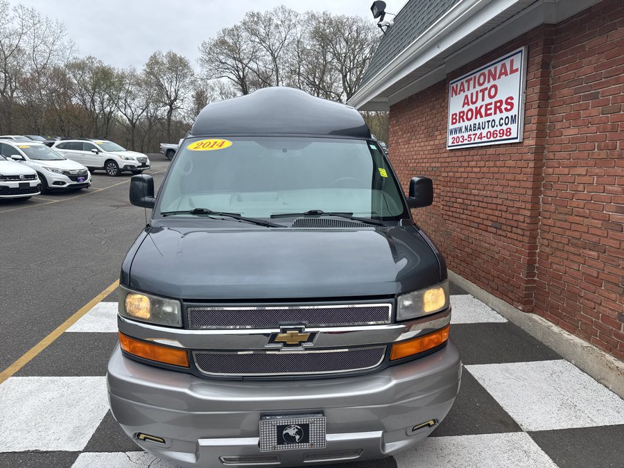 Used 2014 Chevrolet Express 2500 Extended RWD image 7