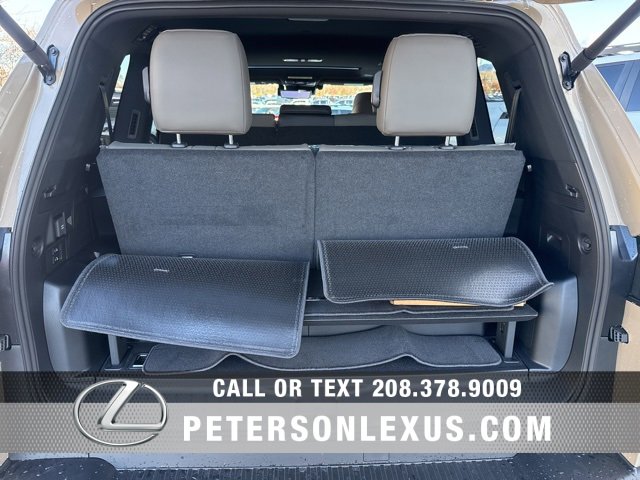 New 2026 Lexus RX 450h AWD image 22