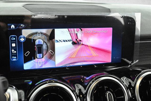 New 2026 Mercedes-Benz GLB 250 4MATIC image 15