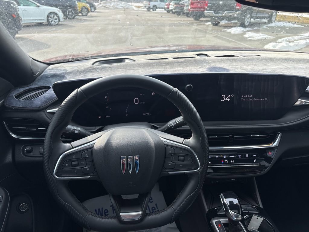 Used 2024 Buick Envista Avenir image 30