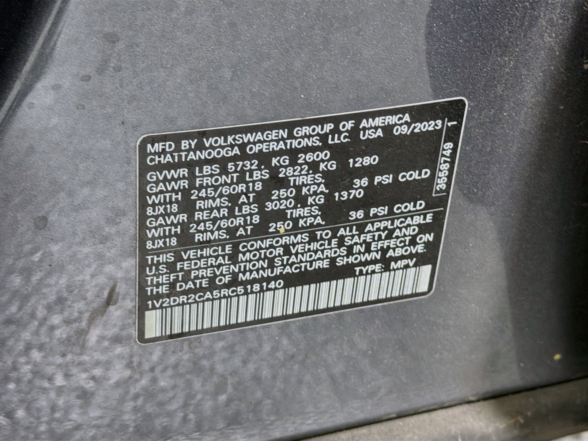 Certified 2024 Volkswagen Atlas SE FWD image 32