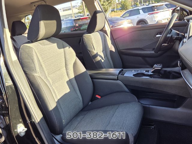 Used 2021 Nissan Rogue SV FWD image 17