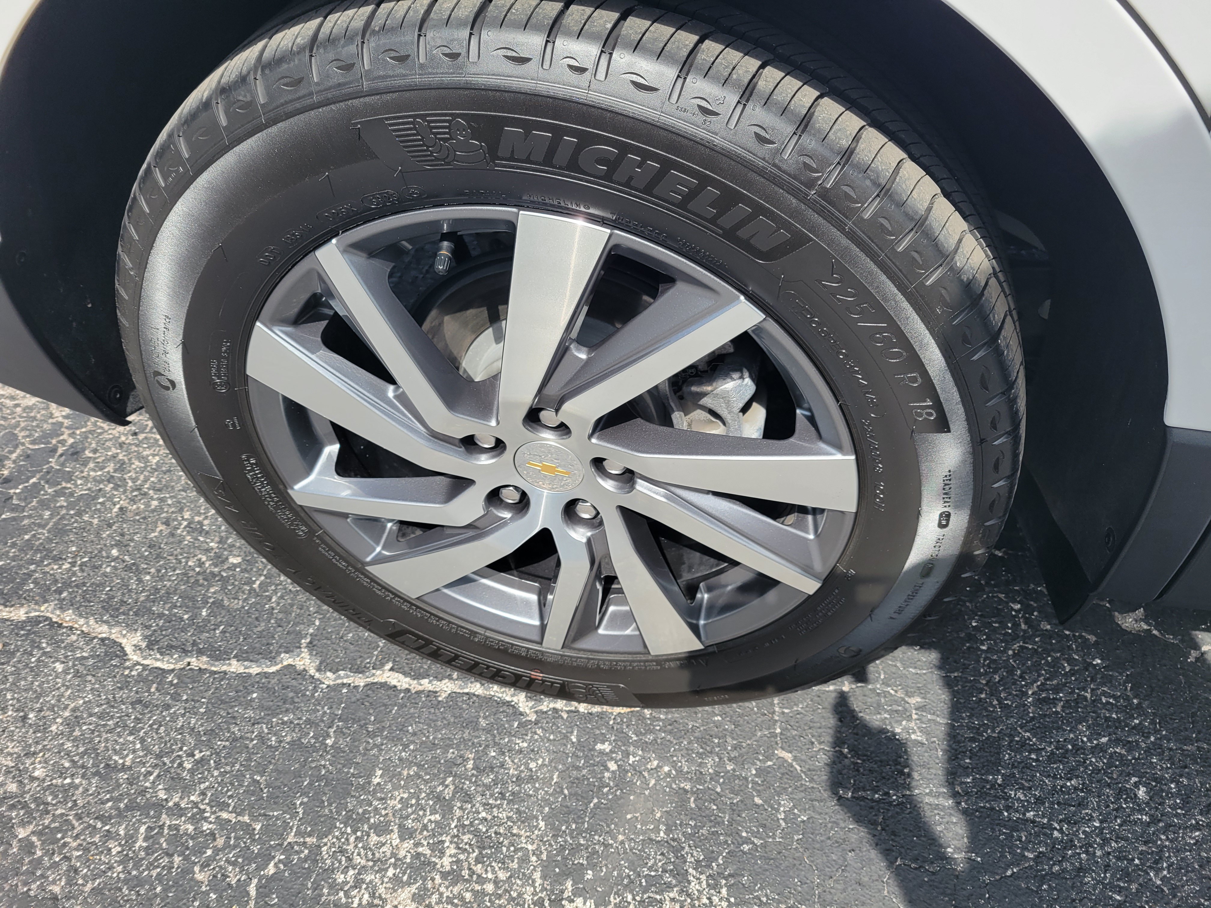 Certified 2024 Chevrolet Equinox Premier w/ LPO, Floor Liner Package FWD image 40
