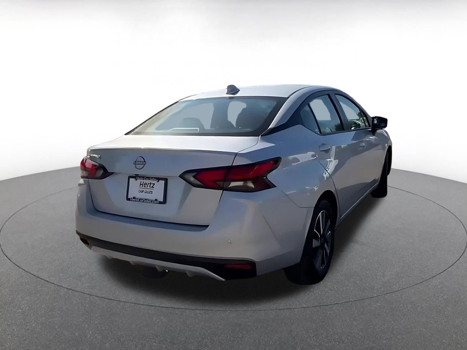 Used 2025 Nissan Versa SV FWD image 14