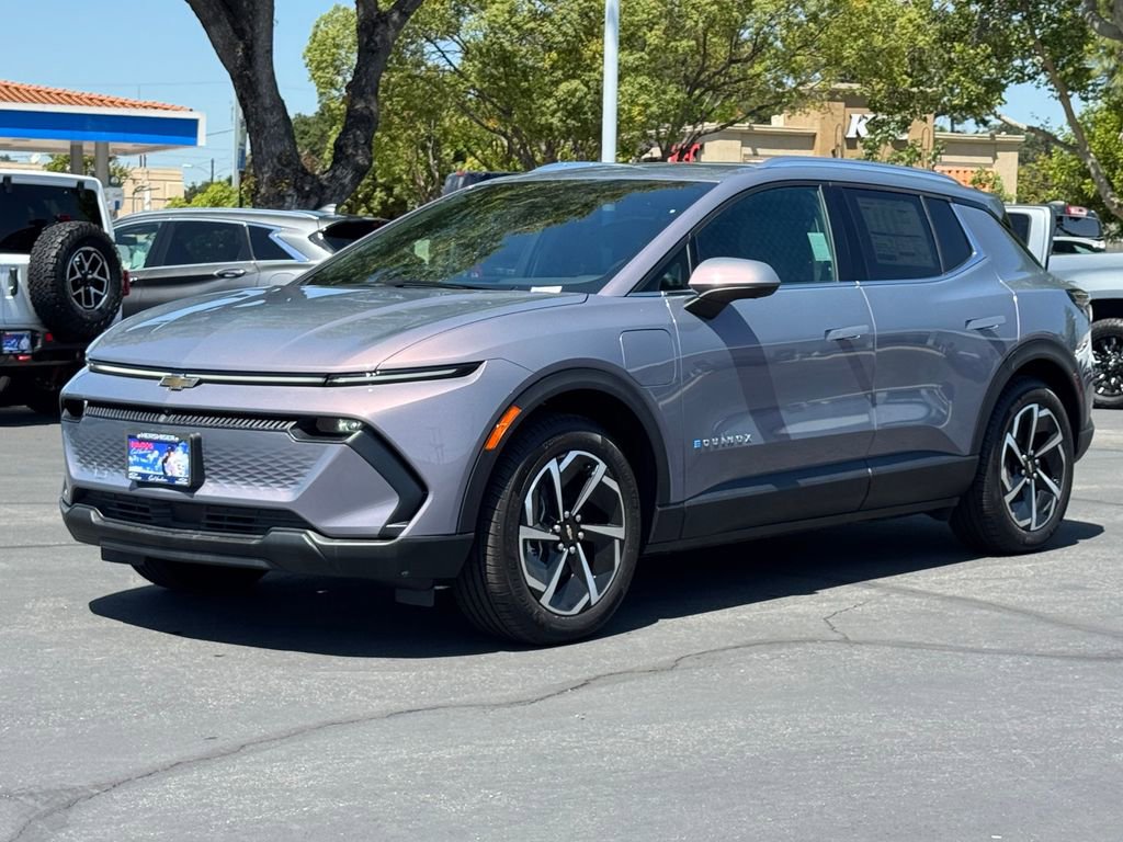 New 2026 Chevrolet Equinox EV LT FWD image 3