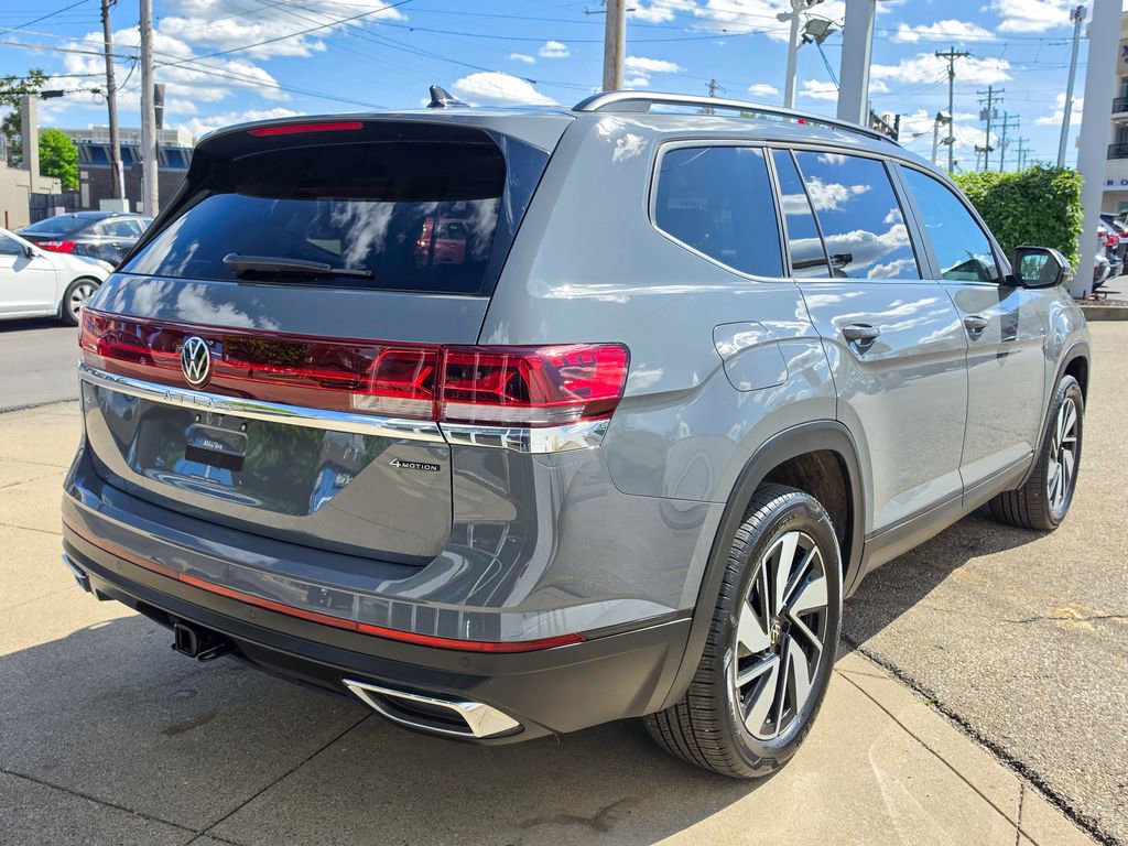 Certified 2025 Volkswagen Atlas SE w/ Panoramic Sunroof Package AWD/4WD image 5