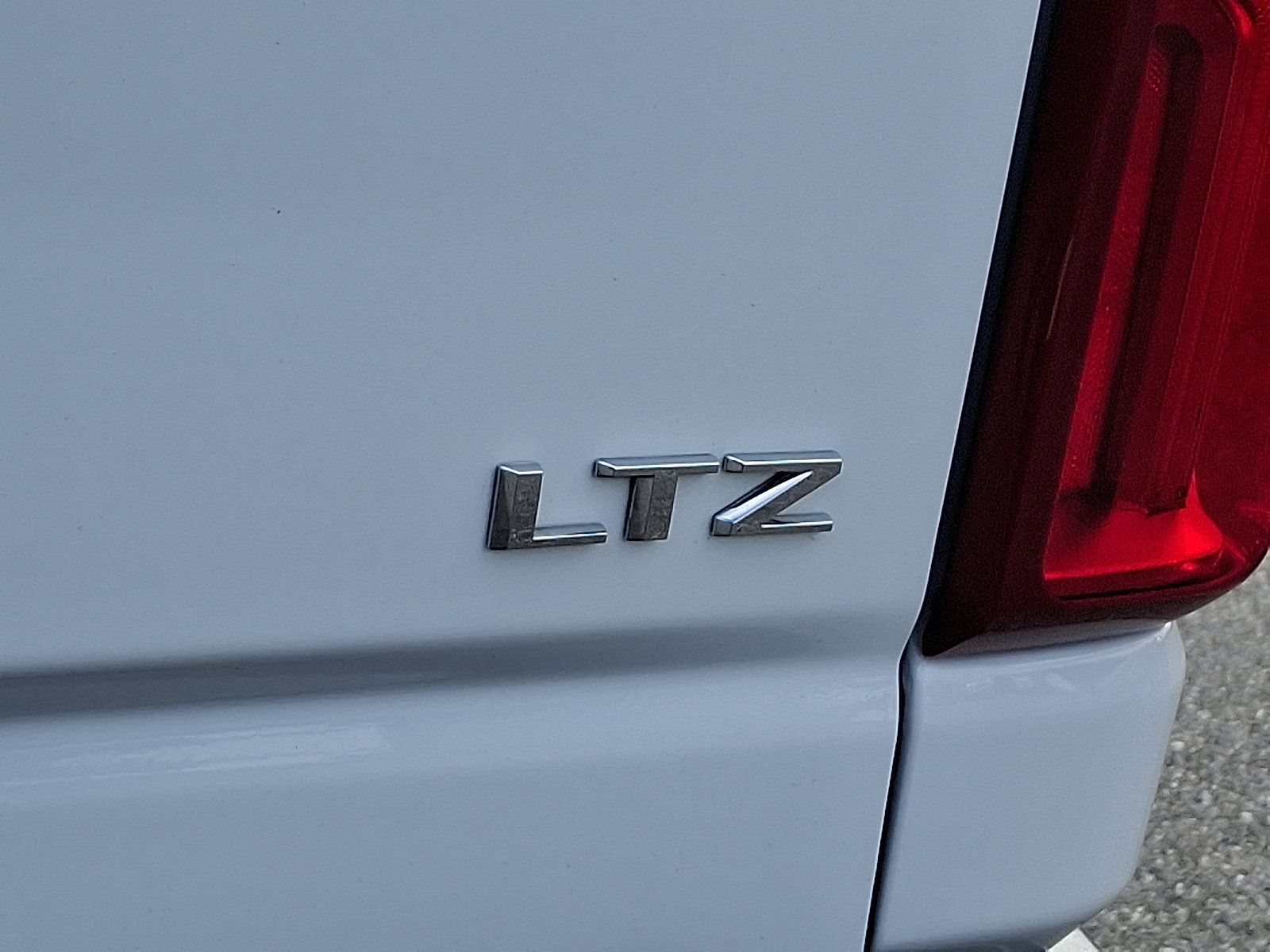 Certified 2023 Chevrolet Silverado 3500 LTZ w/ LTZ Plus Package image 30