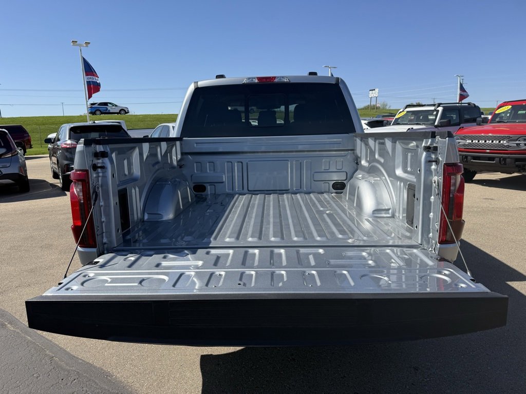 New 2025 Ford F150 XLT w/ Equipment Group 303A High image 30