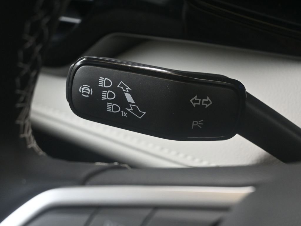 Used 2025 Volkswagen Taos S AWD/4WD image 29