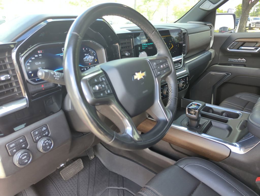 Used 2024 Chevrolet Silverado 1500 High Country w/ Max Trailering Package AWD/4WD image 11