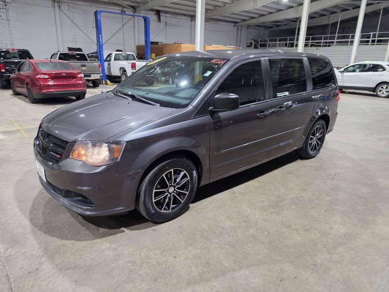Used 2015 Dodge Grand Caravan SE w/ Quick Order Package 29E SE