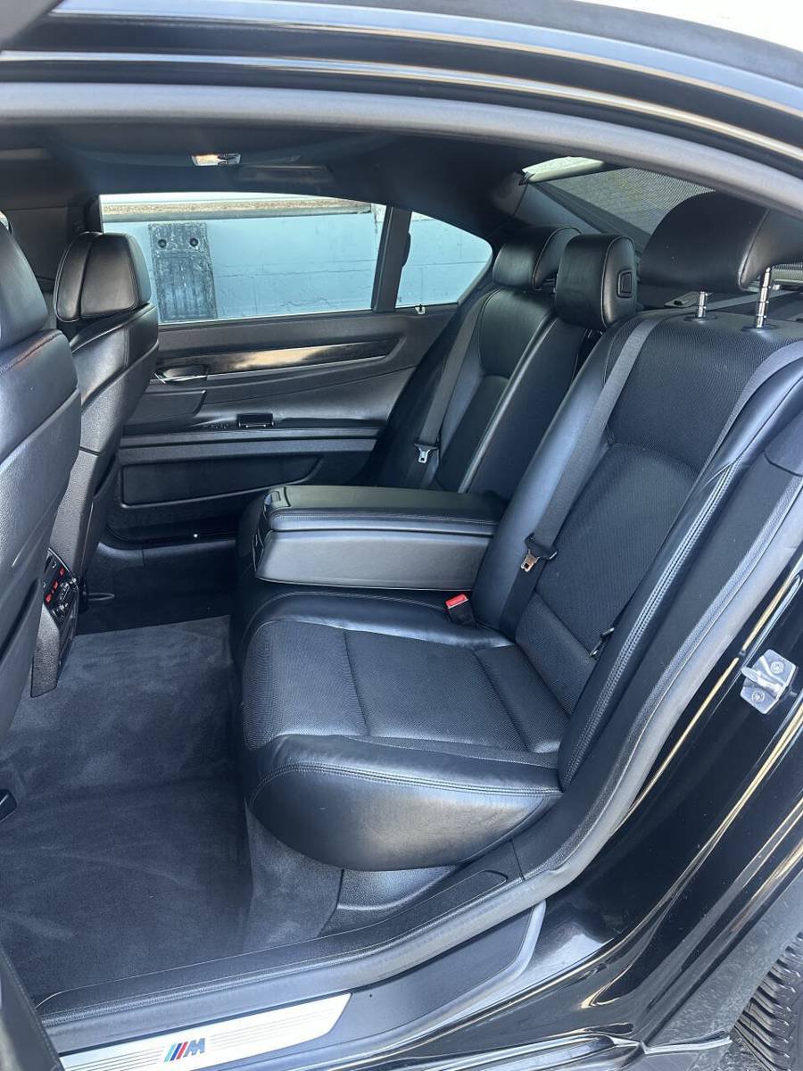 Used 2012 BMW 750Li RWD image 12