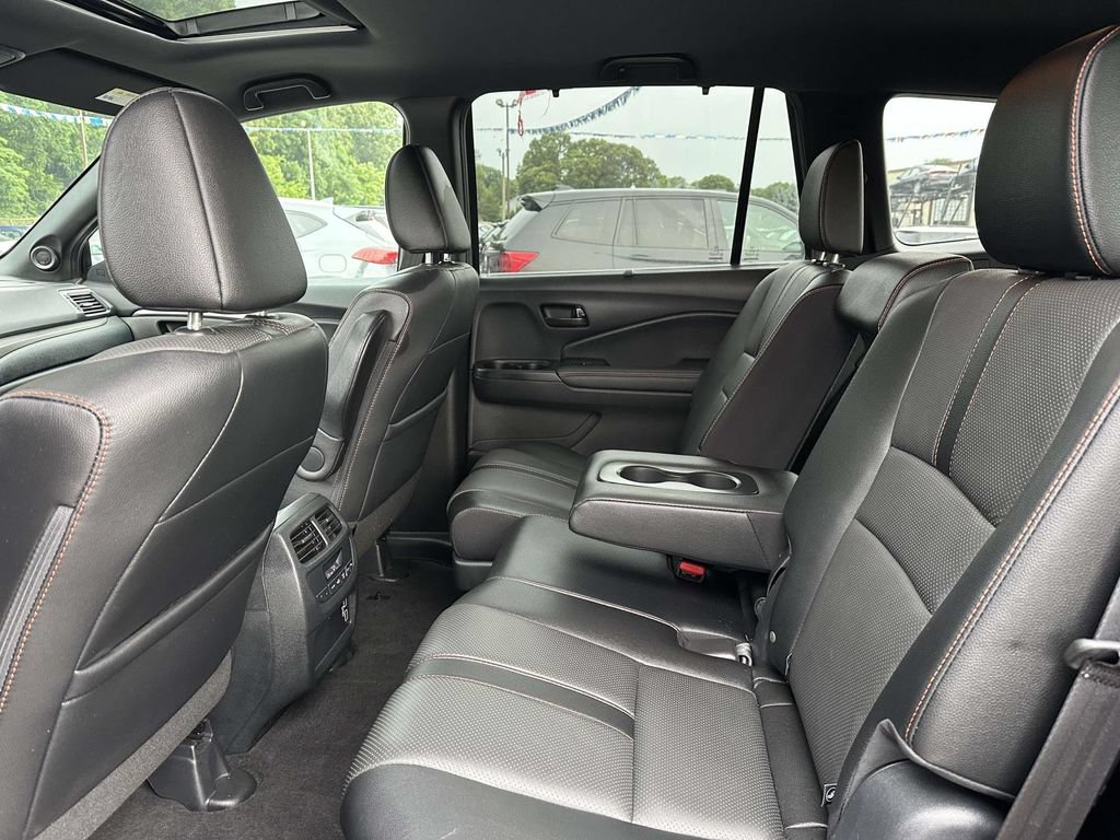 Used 2022 Honda Pilot TrailSport image 10