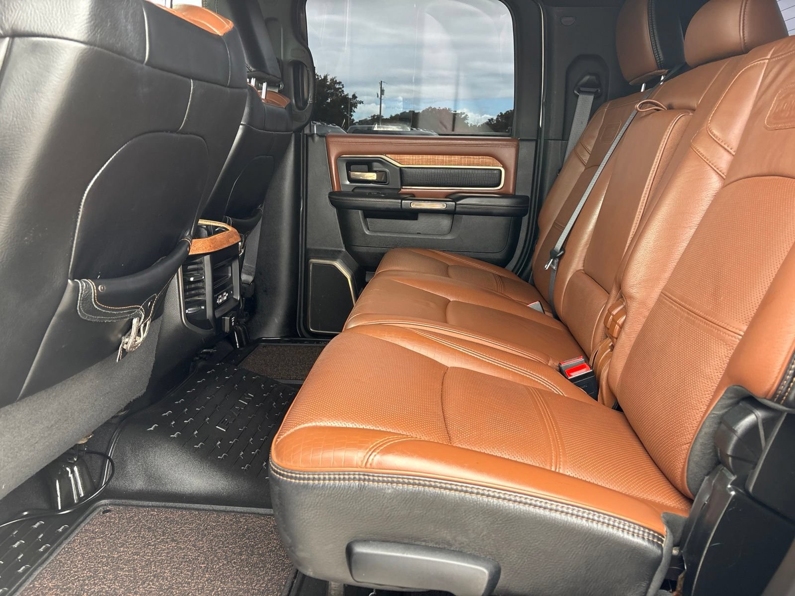 Used 2020 RAM 2500 Limited AWD/4WD image 18