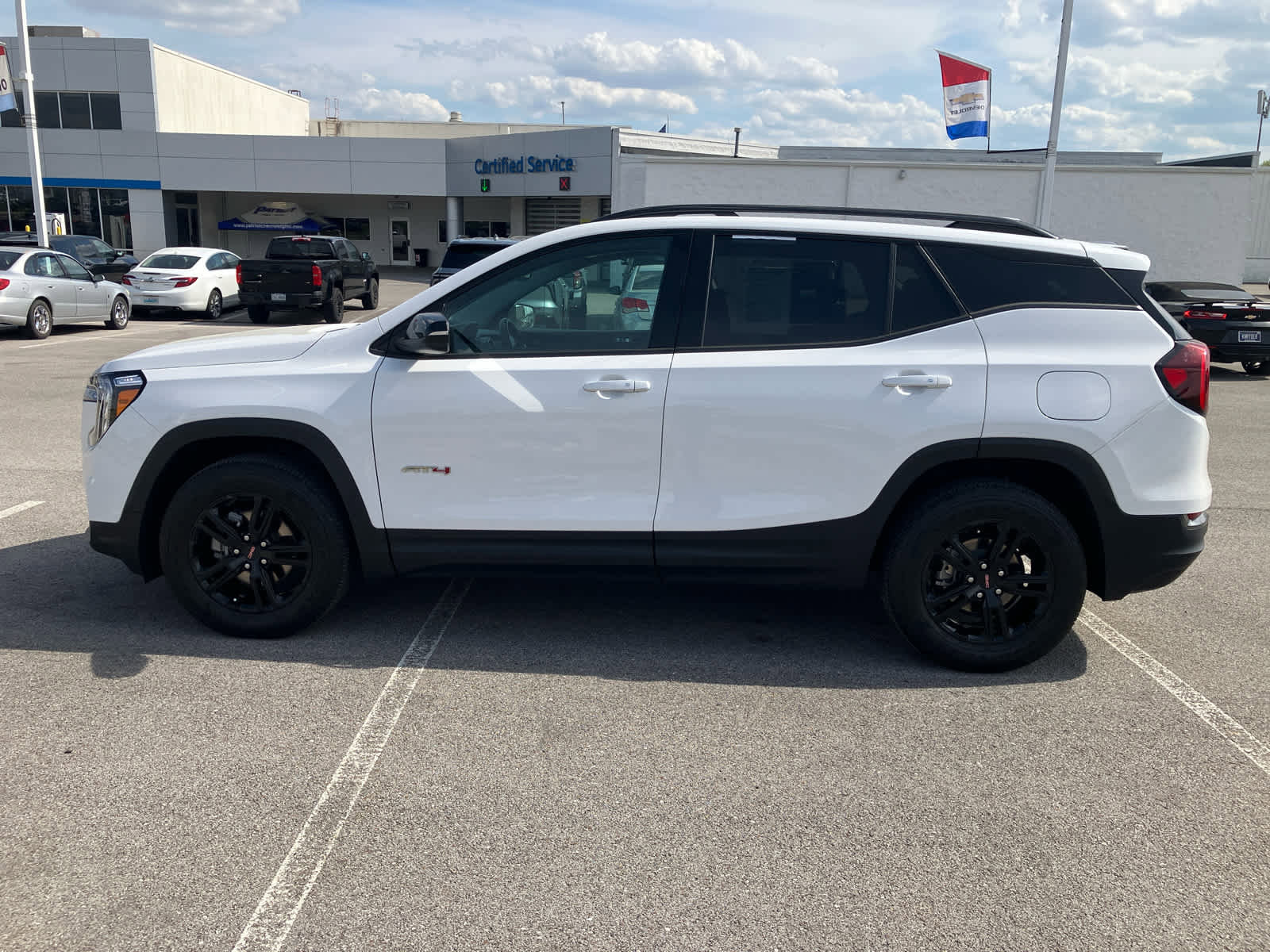 Used 2023 GMC Terrain AT4 w/ Infotainment Package II AWD/4WD image 4