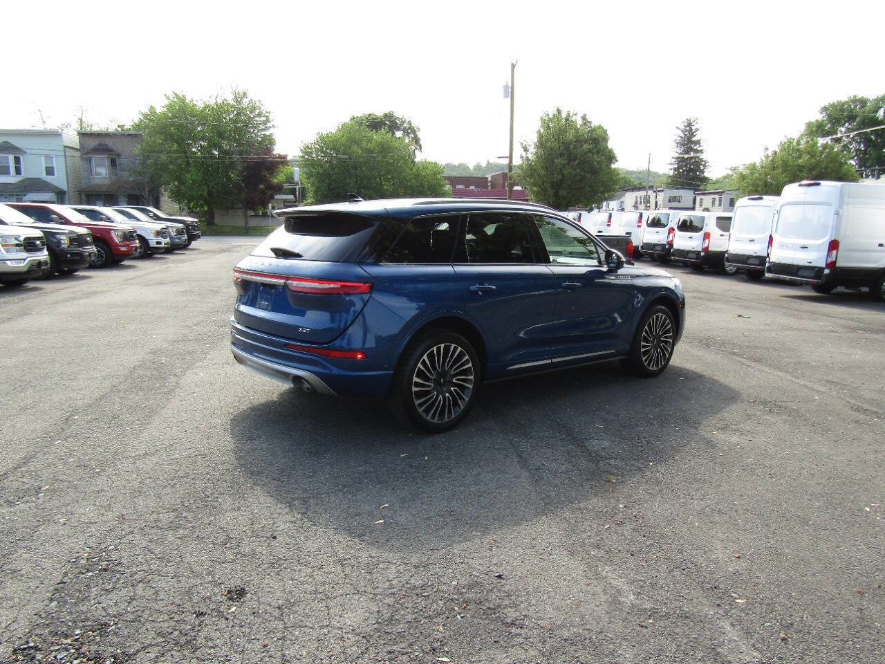 Used 2020 Lincoln Corsair Reserve w/ Equipment Group 201A AWD/4WD image 34