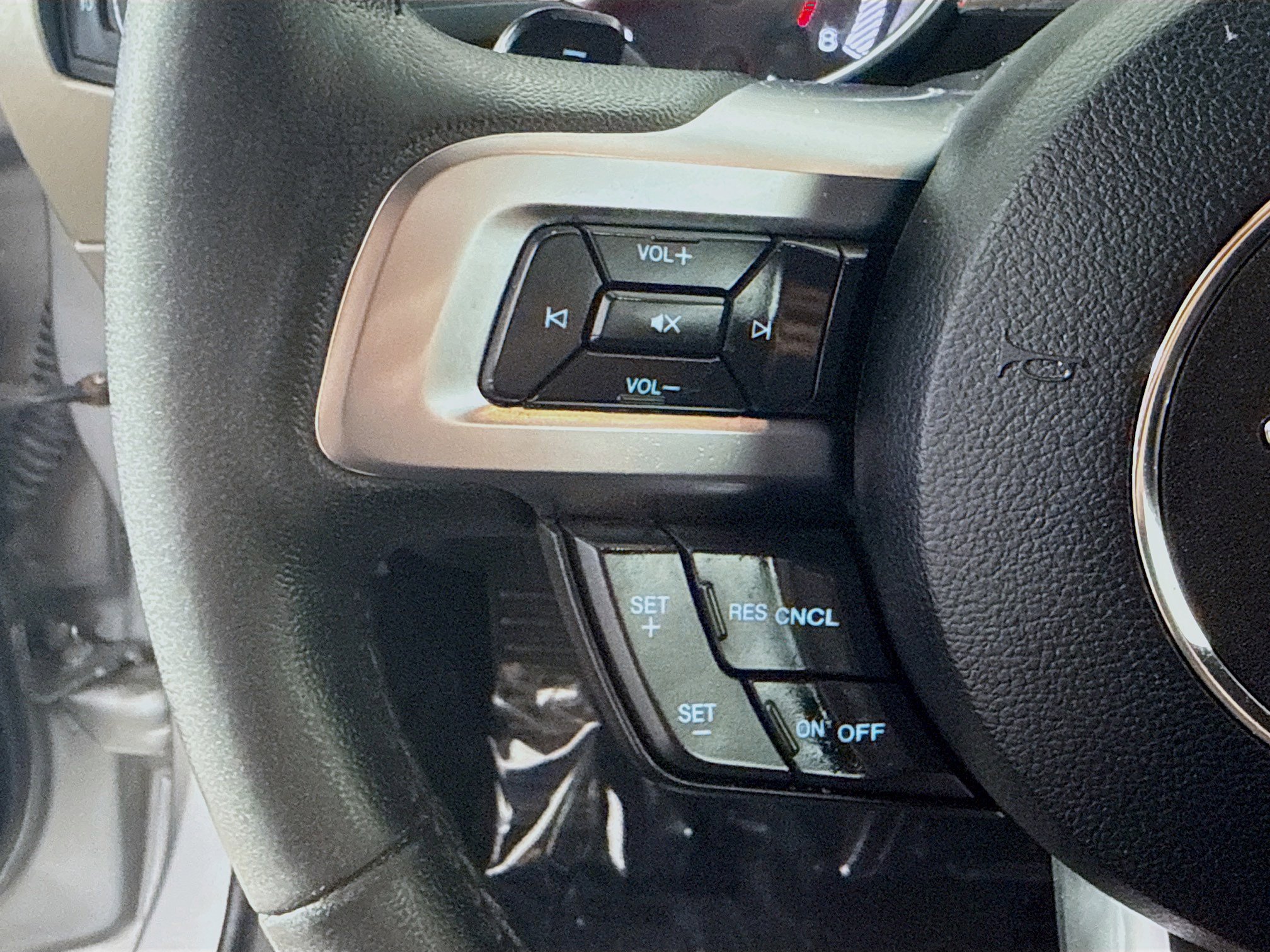 Used 2020 Ford Mustang Premium RWD image 14