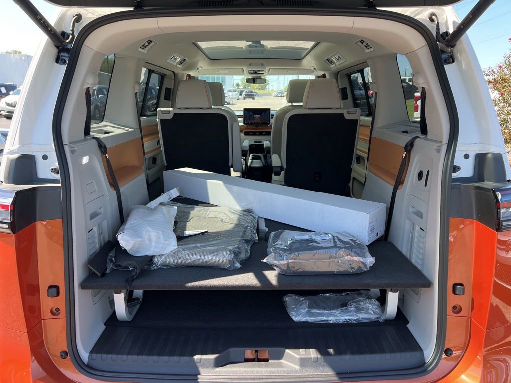 New 2025 Volkswagen ID. Buzz 1st Edition image 13