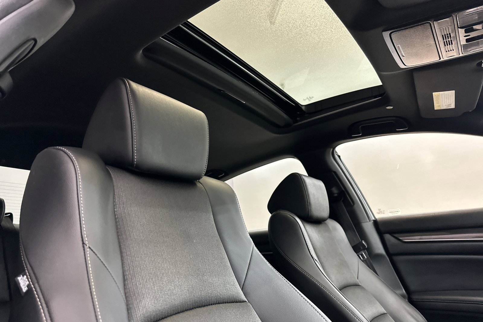 Used 2021 Honda Accord Sport image 24