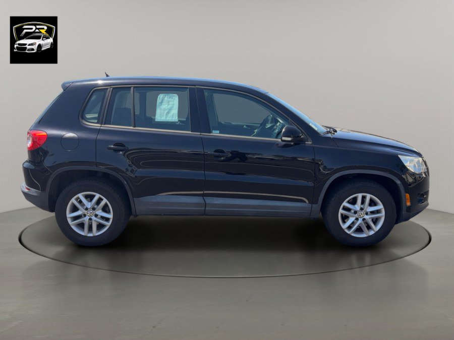 Used 2011 Volkswagen Tiguan S AWD/4WD image 6