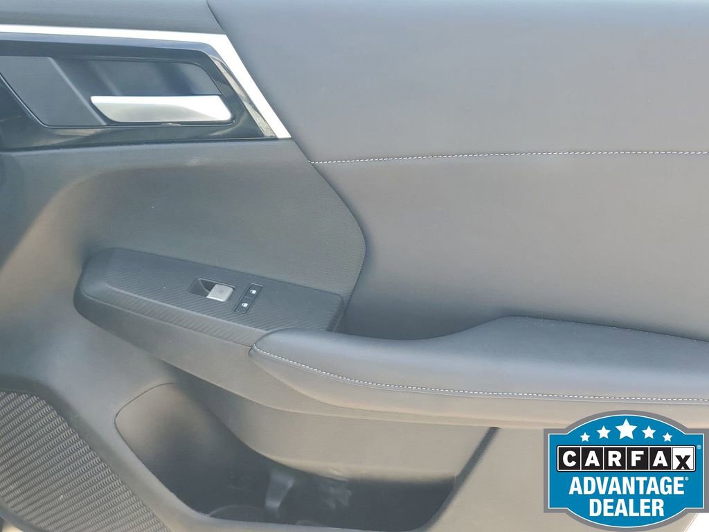 Used 2024 Mitsubishi Outlander SE image 46